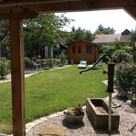 La Longere Des Capucines Bed & Breakfast 4*