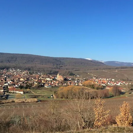 Oda ve Kahvaltı La Longere Des Capucines