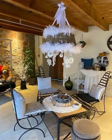 Panzió La Longere Des Capucines